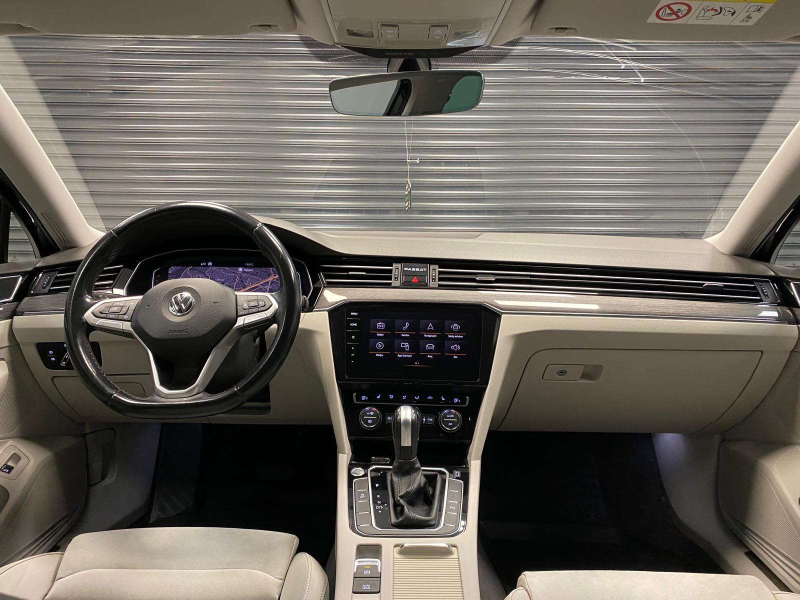 VOLKSWAGEN PASSAT 21